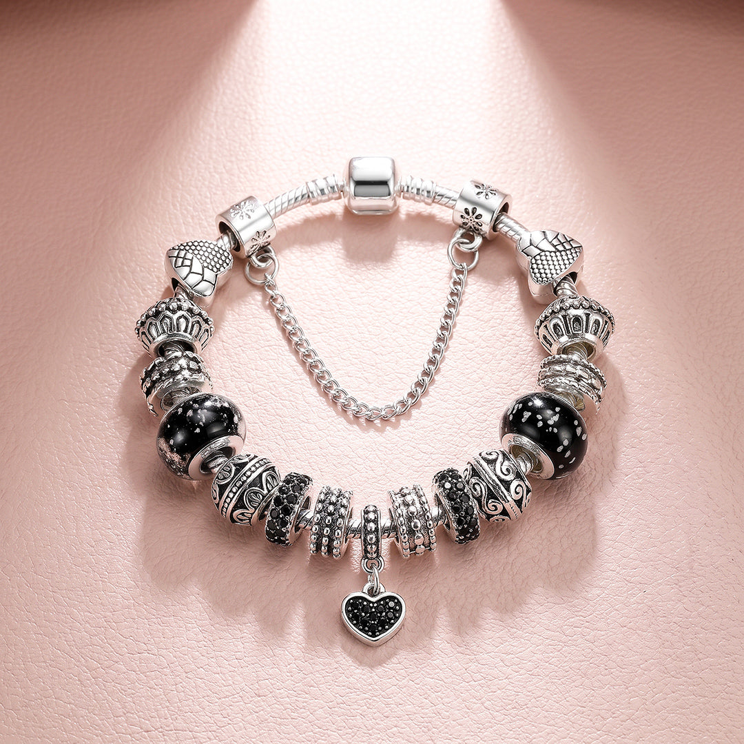 Black Heart Vintage Charm Bracelet | Luxe6780
