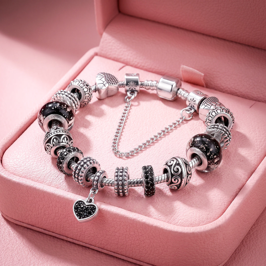 Black Heart Vintage Charm Bracelet | Luxe6780