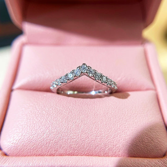 Chevron Pavé Band | Women&