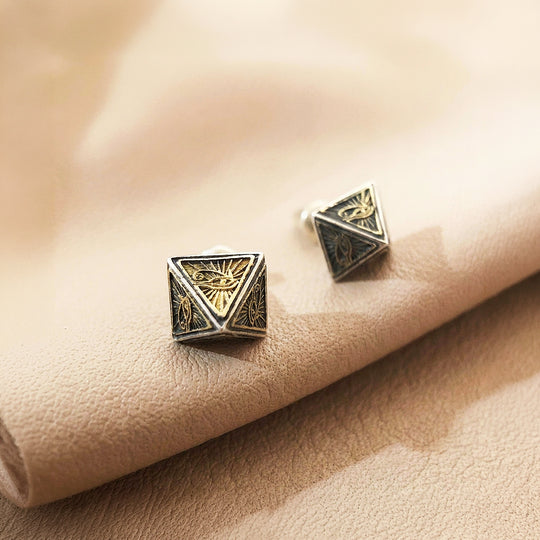 Eye of Horus Pyramid Stud | Men&
