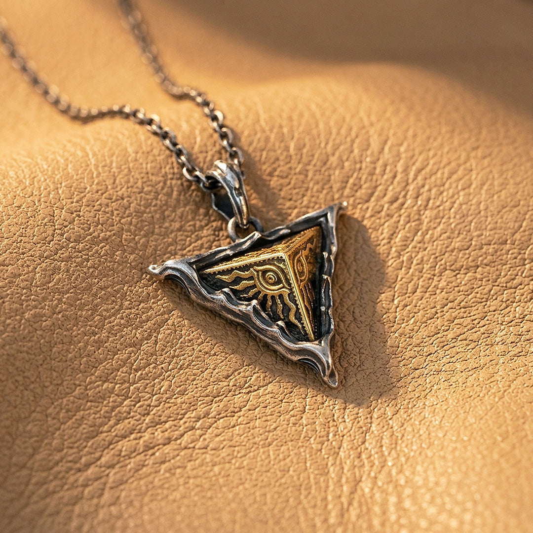Eye of Horus Pendant | Men&