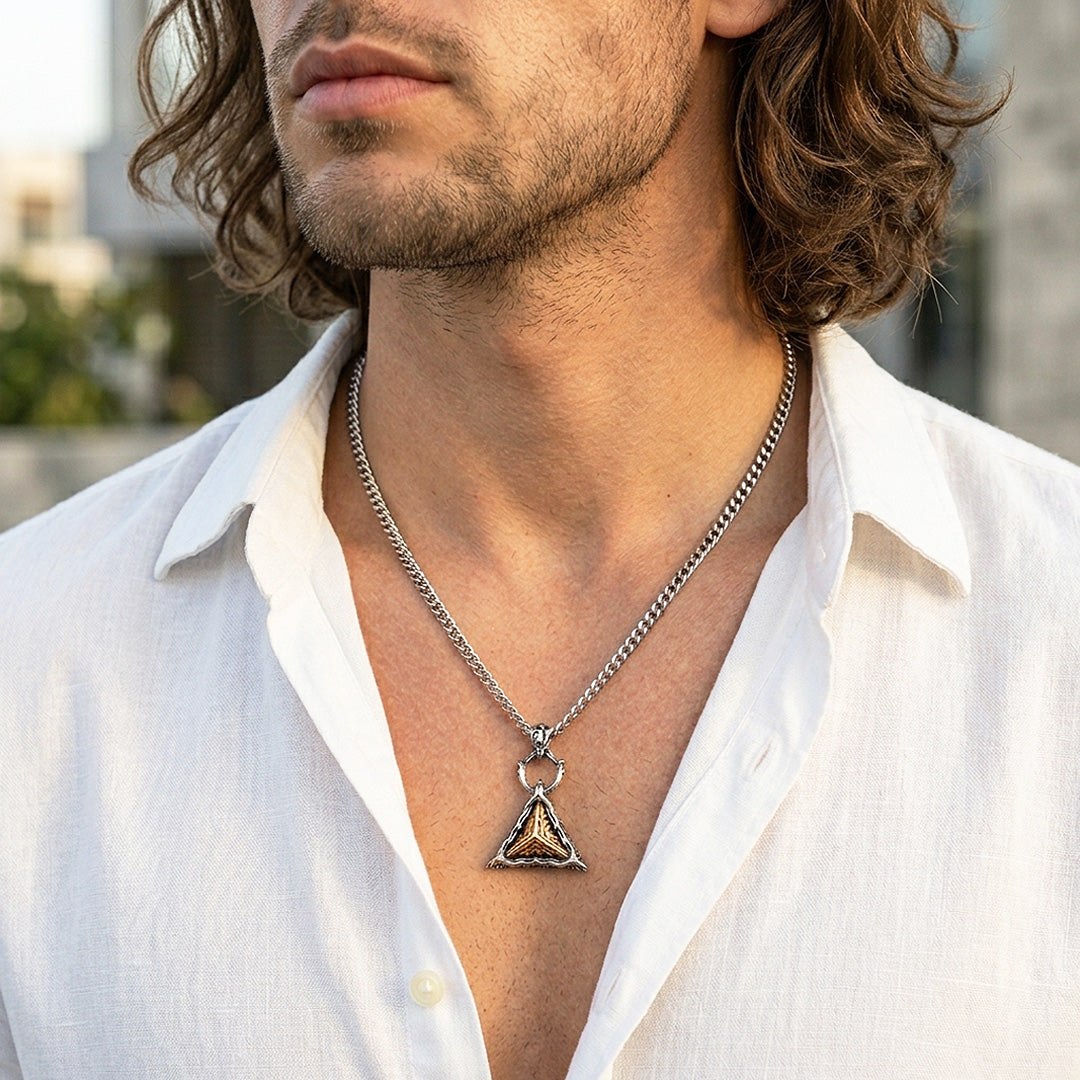 Eye of Horus Pendant | Men&