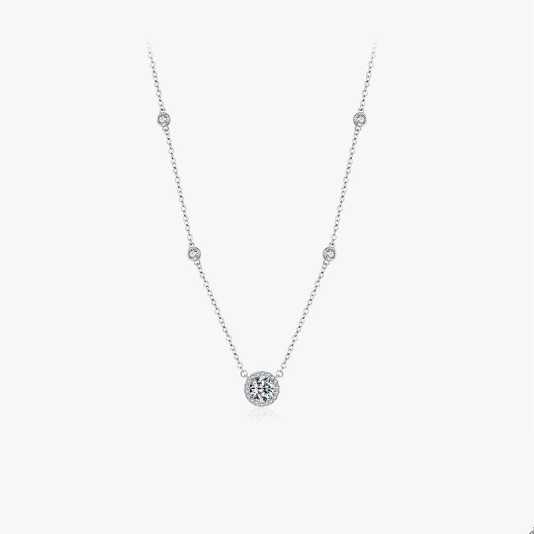 Prm2007: The Moissanite Radiant Horizon Necklace