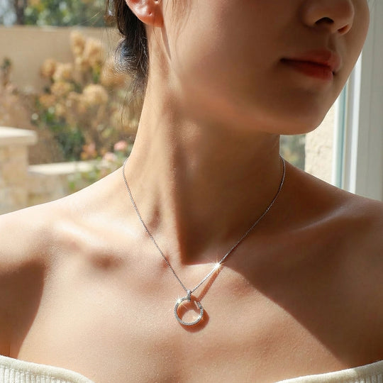 Pavé Nail Circle Moissanite Pendant Necklace | PRM2039