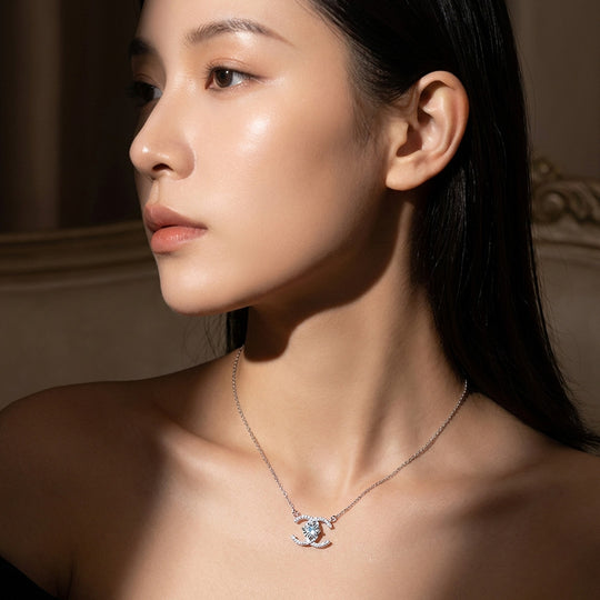 Double Arc Moissanite Pendant Necklace | PRM2048