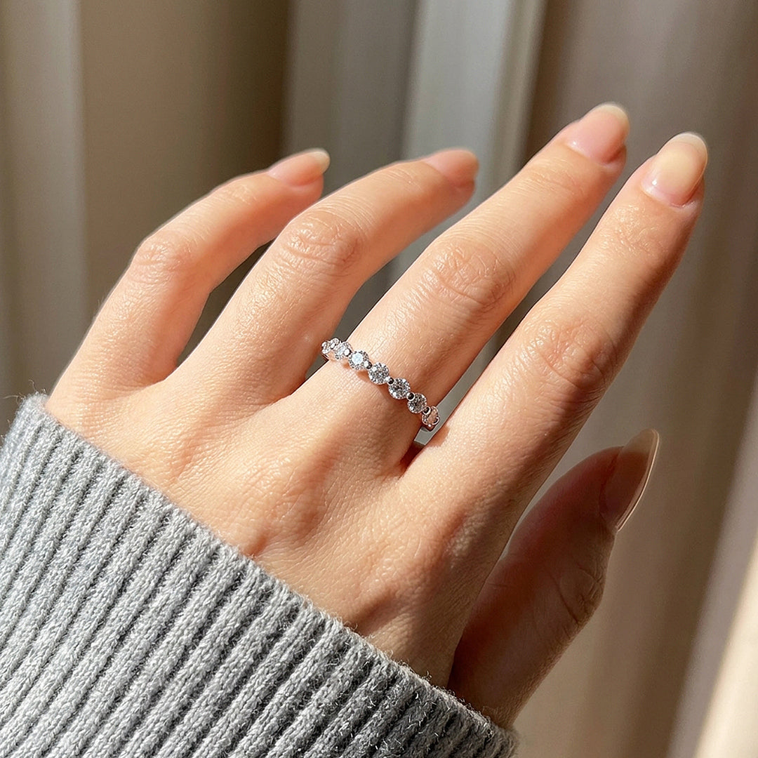 Graduated Bezel Eternity Ring | Moissanite | 925 Sterling Silver | Prm5002