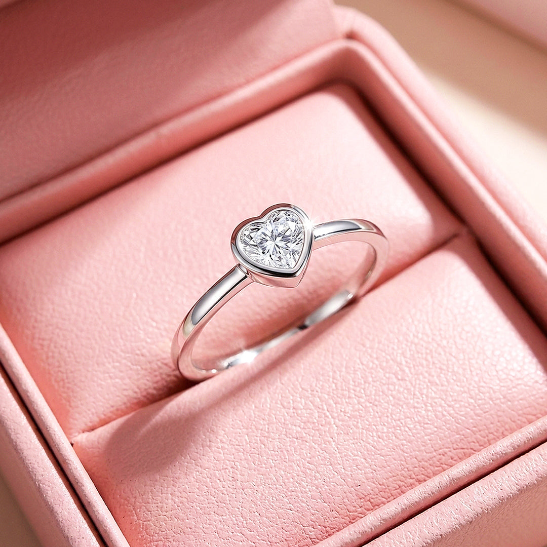 Heart Bezel Solitaire Ring | Moissanite | 925 Sterling Silver | Prm5005