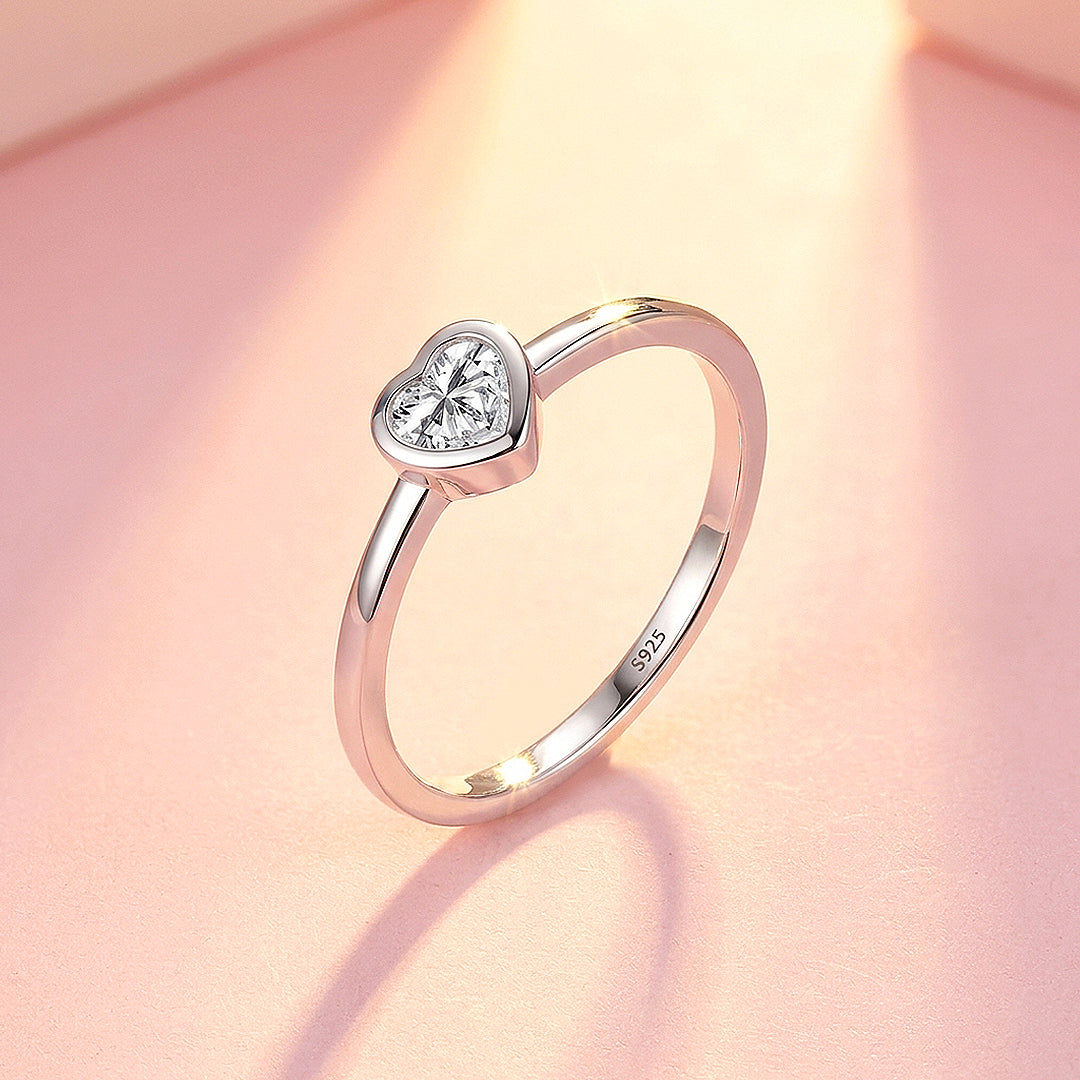 Heart Bezel Solitaire Ring | Moissanite | 925 Sterling Silver | Prm5005