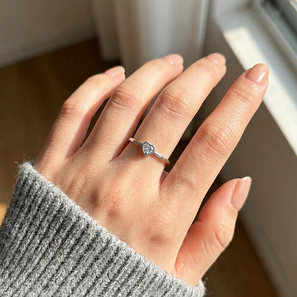 Heart Bezel Solitaire Ring | Moissanite | 925 Sterling Silver | Prm5005