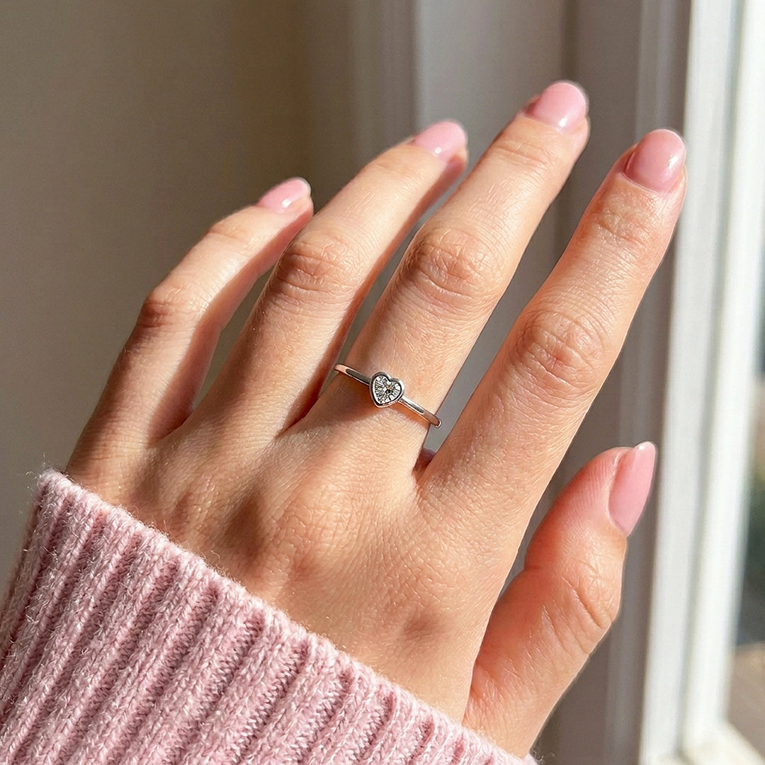 Heart Bezel Solitaire Ring | Moissanite | 925 Sterling Silver | Prm5005