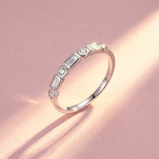 Emerald Cut &amp; Round Bezel Band Ring | Diamond Simulant | 925 Sterling Silver | Prm5019