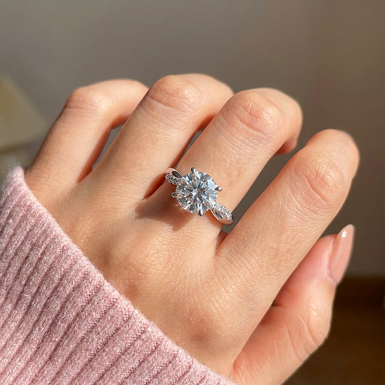 Twisted Pavé Moissanite Ring | 925 Sterling Silver | PRM7142