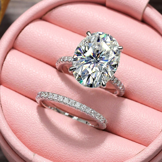 Oval-Cut Moissanite Engagement Ring Set of 2 | 925 Silver | PRM7201