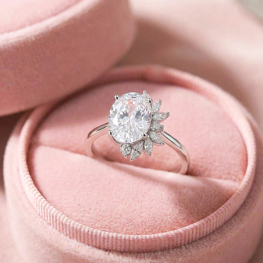 Oval-Cut Sunburst Engagement Ring | 925 Silver | PRM7204