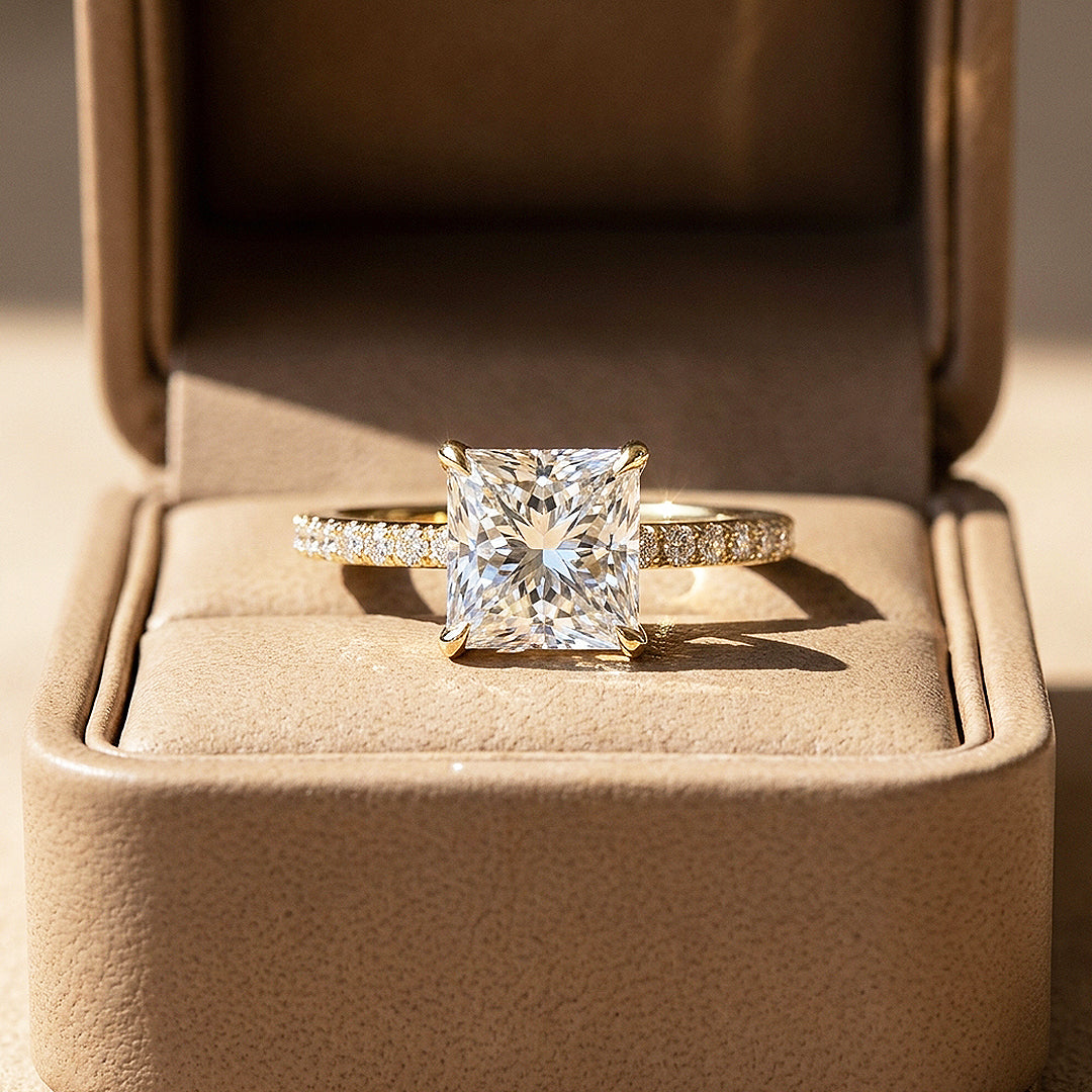 Princess-Cut Moissanite Pavé Band Ring | 925 Sterling Silver | PRM7212
