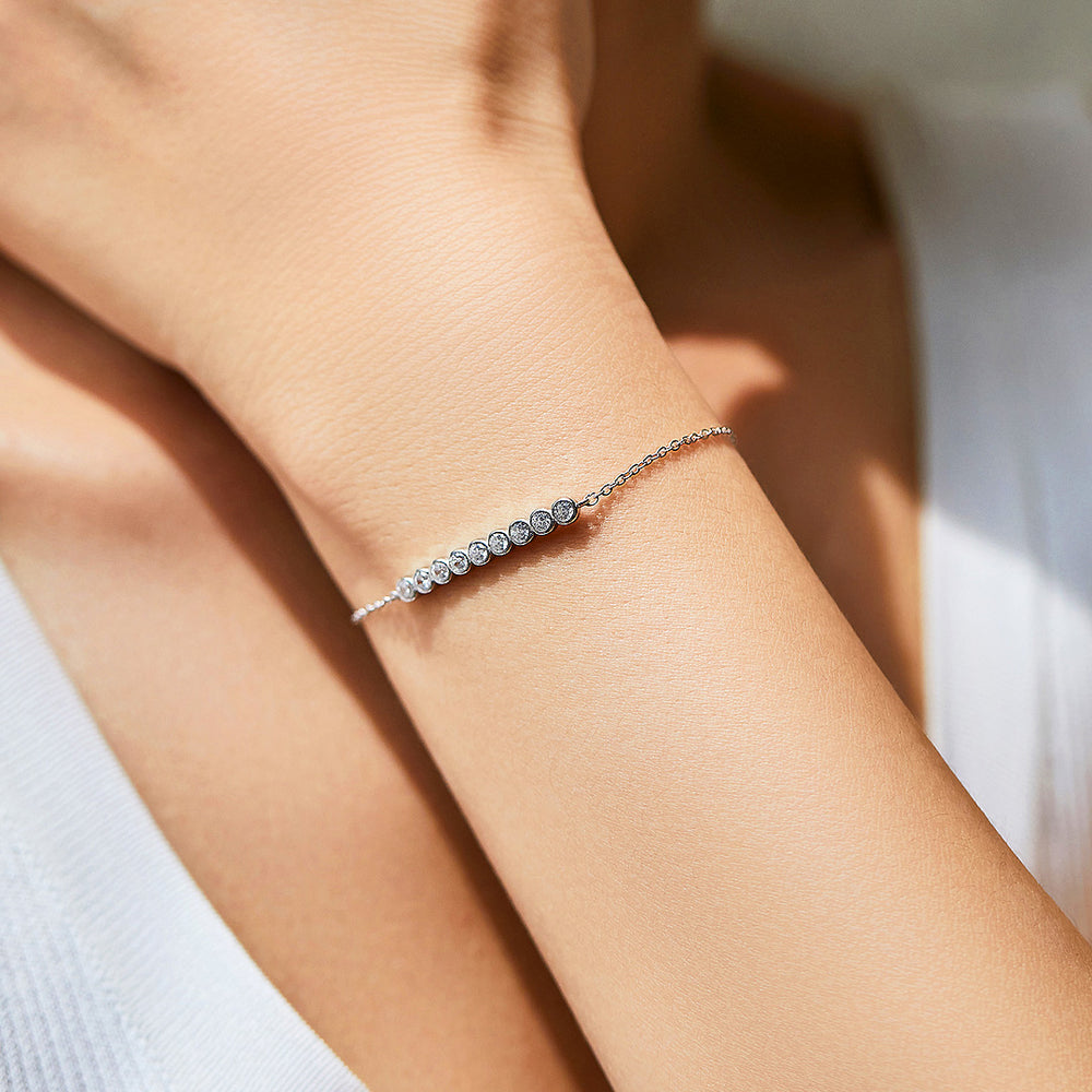 Moissanite Horizontal Bar Bracelet | Prm9115 - Bracelets | Singapore Jewellery, Wedding Rings & Gifts | Same Day Delivery | Tiara.com.sg