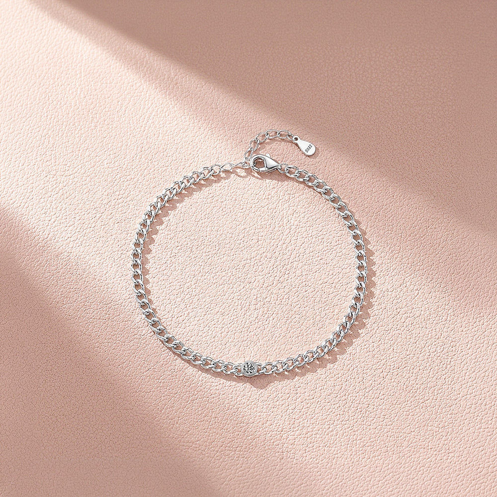 Bezel Solitaire Curb Link Bracelet | Moissanite | Prm9120
