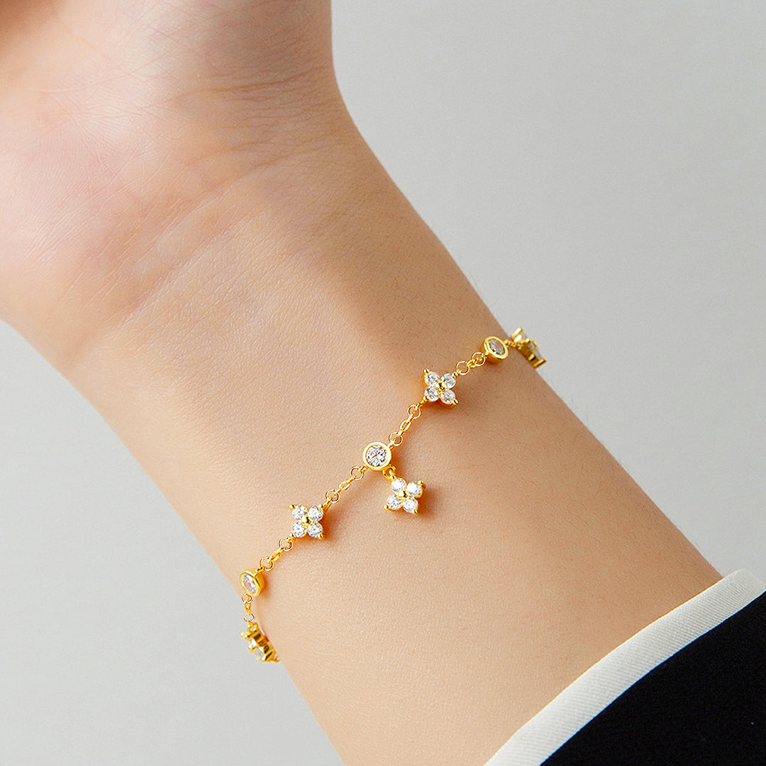 Prm9130 – Clover Moissanite Bracelet