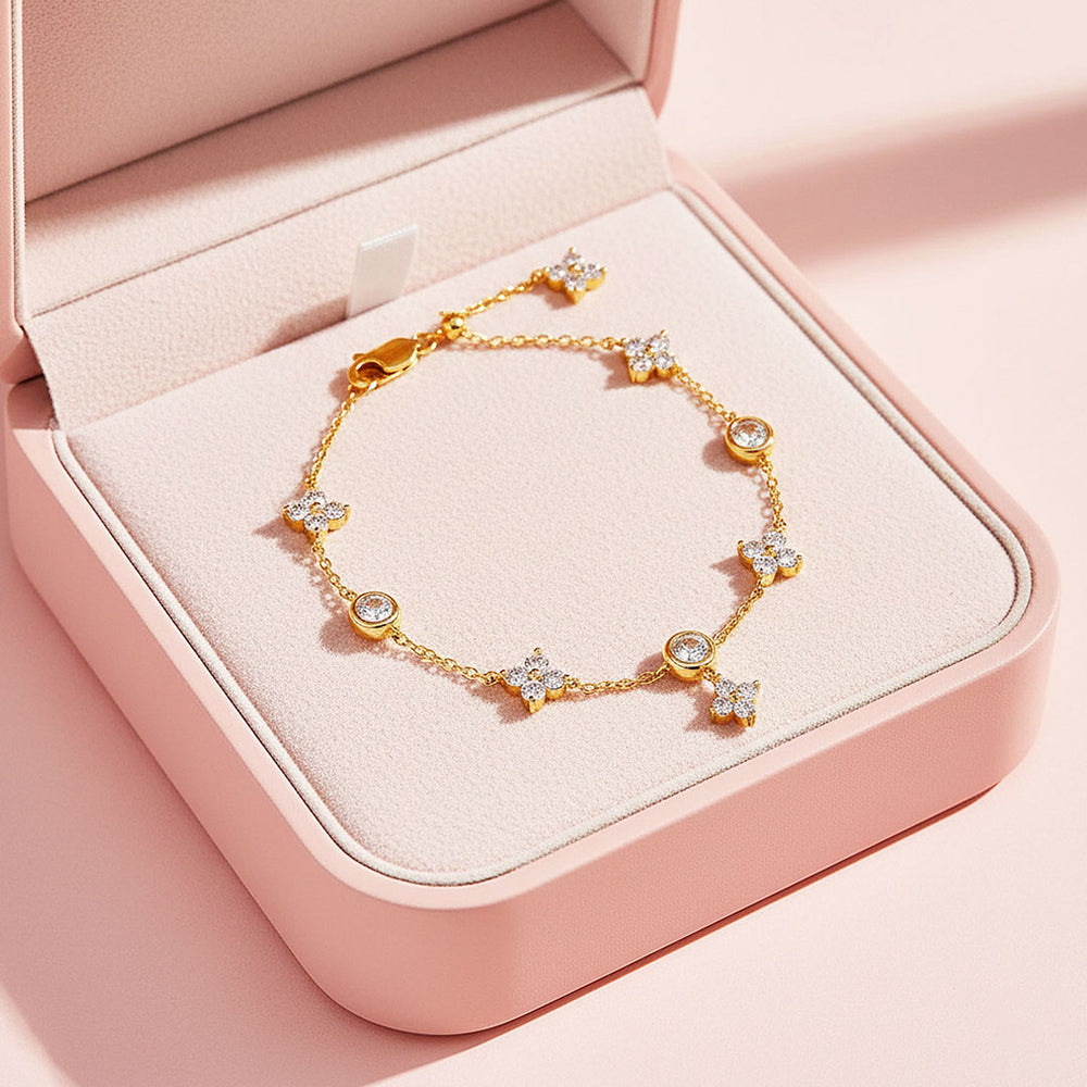 Clover Motif Charm Bracelet | Moissanite | Prm9130 - Bracelets | Singapore Jewellery, Wedding Rings & Gifts | Same Day Delivery | Tiara.com.sg