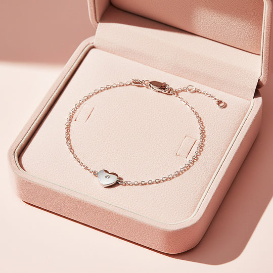 Heart Solitaire Link Bracelet | Moissanite | Prm9147 - Bracelets | Singapore Jewellery, Wedding Rings &amp; Gifts | Same Day Delivery | Tiara.com.sg