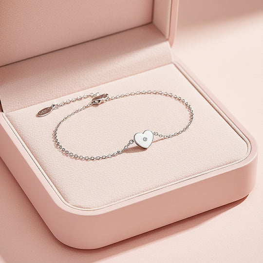 Heart Solitaire Link Bracelet | Moissanite | Prm9147 - Bracelets | Singapore Jewellery, Wedding Rings &amp; Gifts | Same Day Delivery | Tiara.com.sg