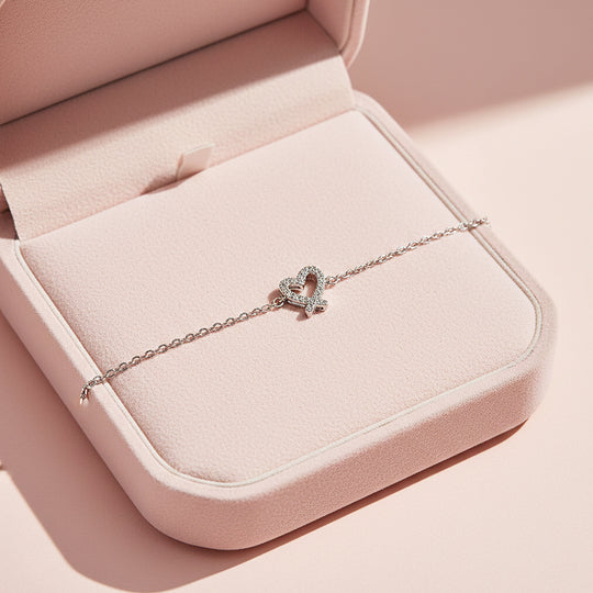 Pavé Heart Link Bracelet | Moissanite | Prm9148 - Bracelets | Singapore Jewellery, Wedding Rings &amp; Gifts | Same Day Delivery | Tiara.com.sg