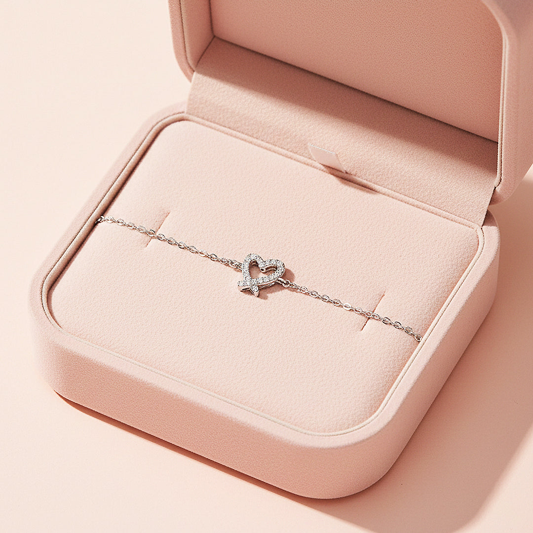 Pavé Heart Link Bracelet | Moissanite | Prm9148 - Bracelets | Singapore Jewellery, Wedding Rings &amp; Gifts | Same Day Delivery | Tiara.com.sg