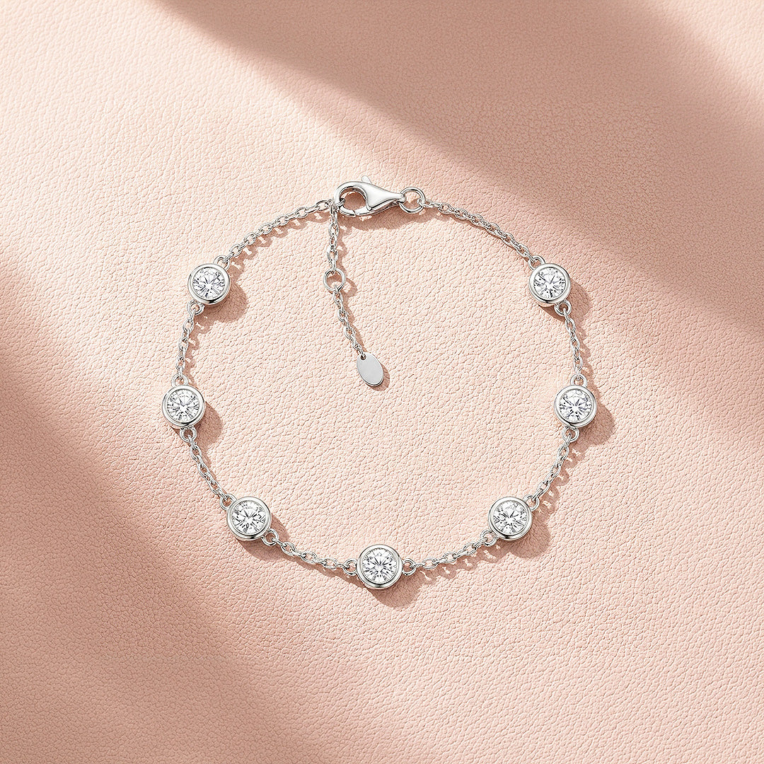 Round Bezel Moissanite Silver Chain Women Bracelet | Prm9176