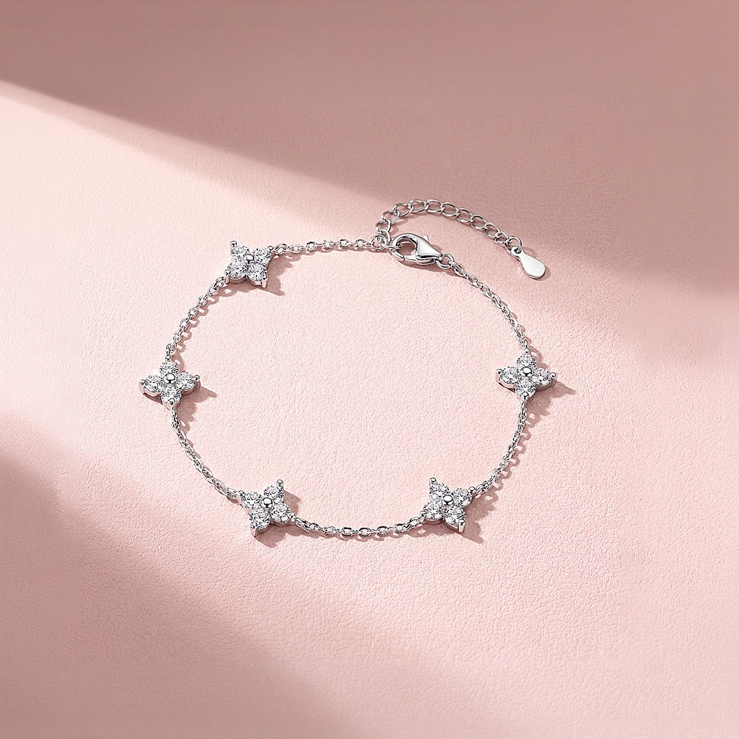 Four-Leaf Clover Moissanite Silver Chain Women Bracelet | Prm9206