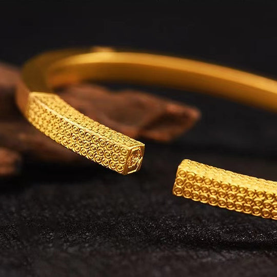 Regent Cuff