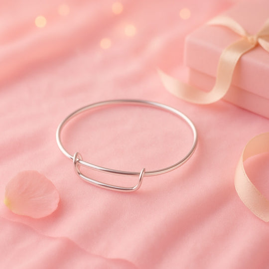 Sweet Embrace Bracelet🌼 - | Singapore Jewellery, Wedding Rings &amp; Gifts | Same Day Delivery | Tiara.com.sg