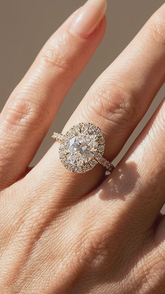 Oval Moissanite Halo Ring | 925 Sterling Silver | PRM7219
