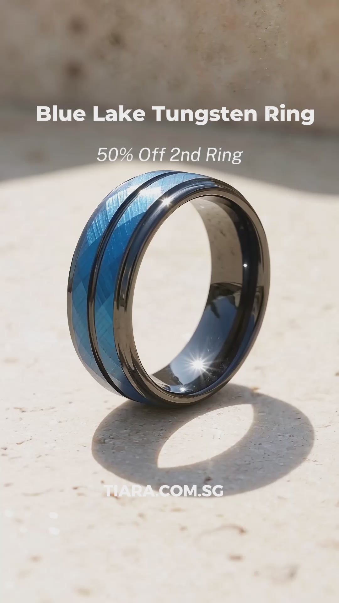 Blue Lake | Hammered Blue and Black Grooved Tungsten Carbide | Men&