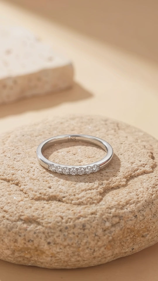 Pavé Front Band Ring | Diamond Simulant | 925 Sterling Silver | Prm5016