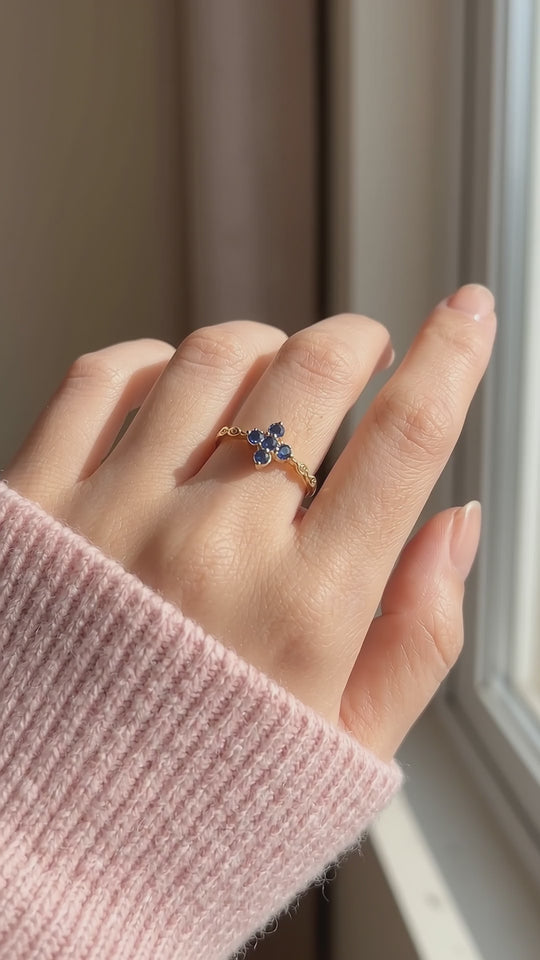 Sapphire-Blue Floral Cluster Marquise Band | Women&