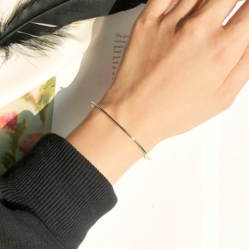 Luxe6105 Bangle - | Singapore Jewellery, Wedding Rings & Gifts | Same Day Delivery | Tiara.com.sg